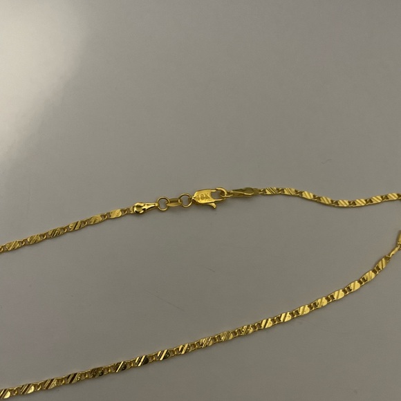 BRAND NEW 18K GOLD CHANEL LINK NECKLACE‼️ - Picture 9 of 17